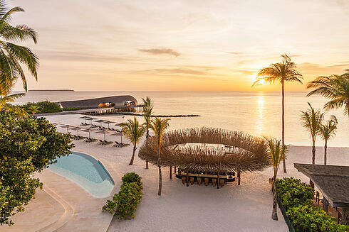 Dhaalu Atoll - The St. Regis Maldives Vommuli Dhaalu Atoll - The St. Regis Maldives Vommuli